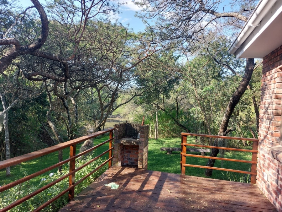 4 Bedroom Property for Sale in Dorchester Heights Eastern Cape